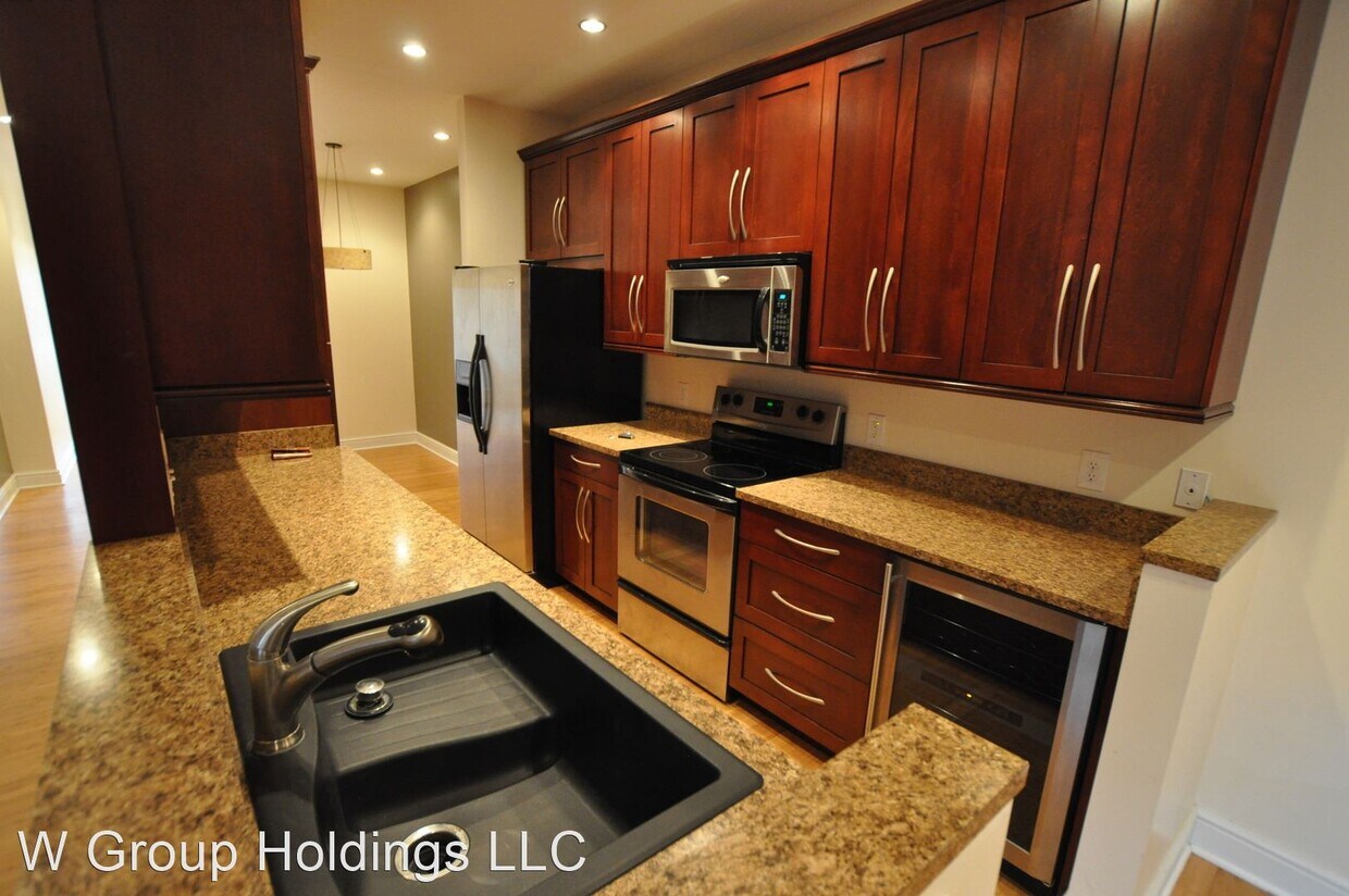 Primary Photo - 3 br, 2.5 bath House - 21 Enon Way