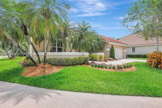 Foto del edificio - 2651 Oakmont Dr