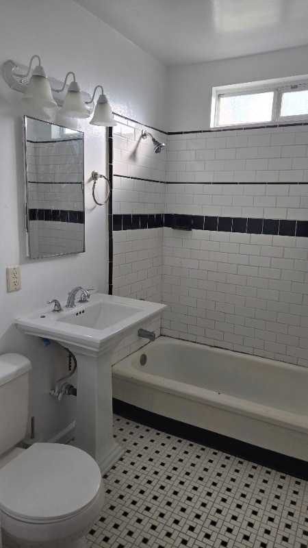 Building Photo - 2614 16th St