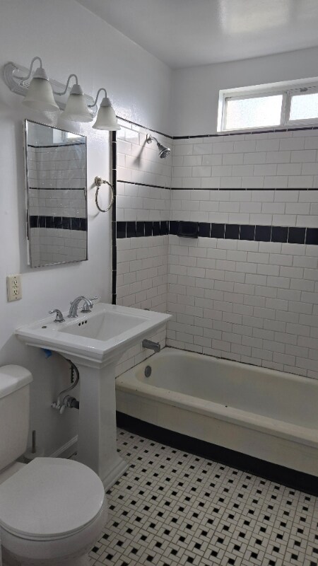 Foto del edificio - 2614 16th St