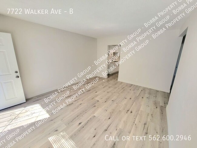 Building Photo - ****STUNNING 2BEDROOM | 1 BATH APARTMENT W...