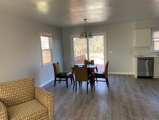 Foto del edificio - 112 Peabody St