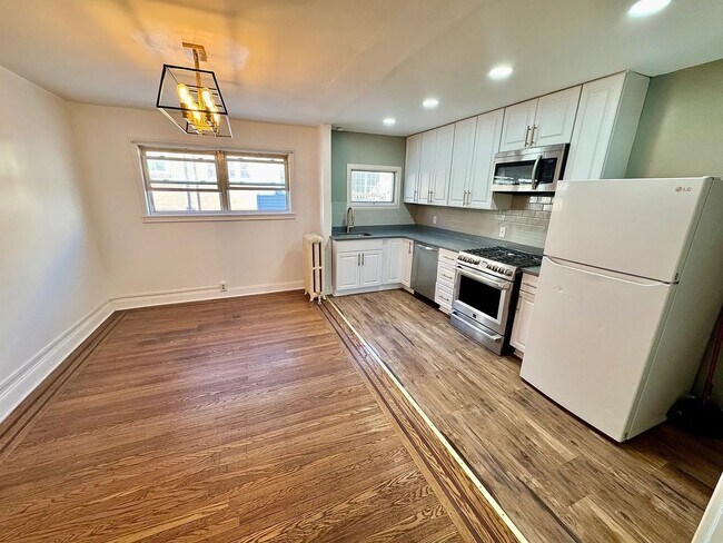 Foto del edificio - House for Rent in Upper Darby