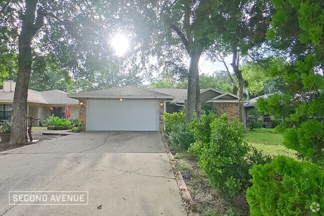Building Photo - 1340 Cy Blackburn Cir
