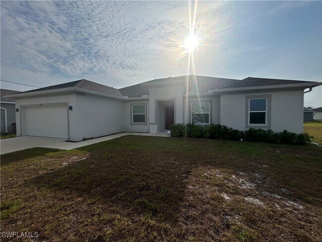 Building Photo - 1017 NW 37th Ave