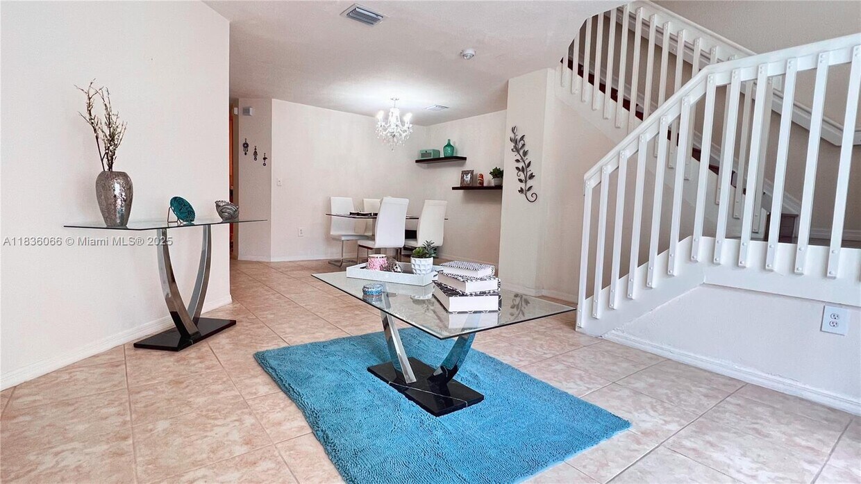 Foto principal - 12836 SW 30th St