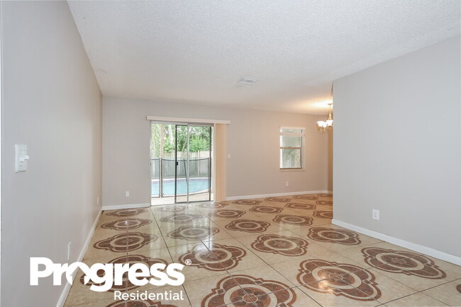 Building Photo - 1162 Fernlea Dr
