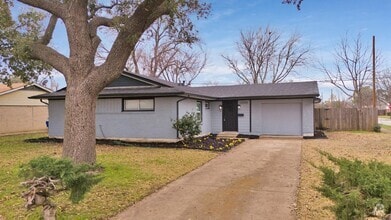 Building Photo - 13333 Challaburton Dr