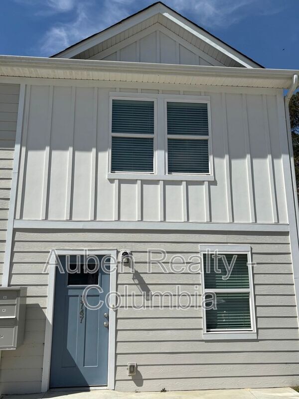 Building Photo - 3747 Montgomery Ave