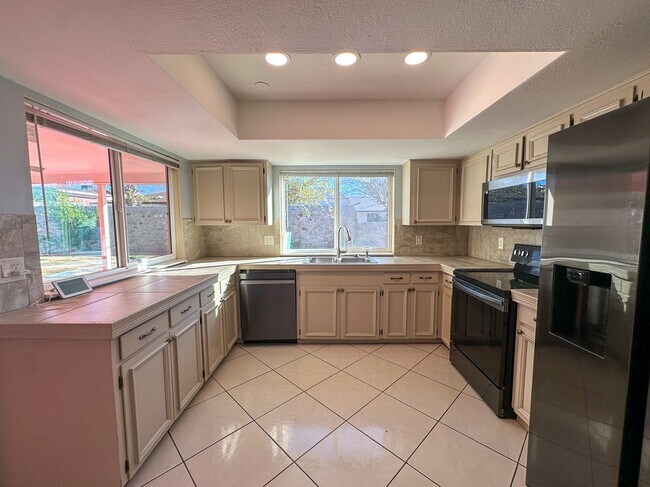 Foto del edificio - 6916 Polvadera Dr