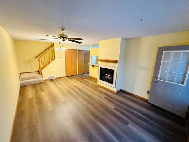 Foto del edificio - 13207 Bush Ln