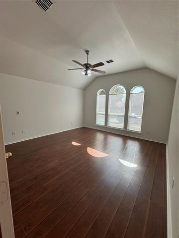 Foto del edificio - 1705 Bennington Dr