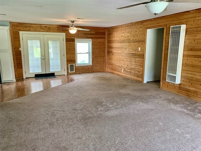 Foto del edificio - 306 Cres View St