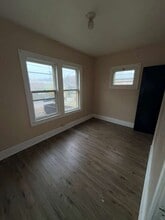 Building Photo - 1801 Stanwood Rd