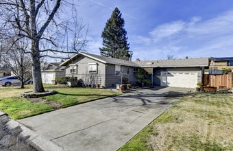 Building Photo - 1745 Olympus Dr