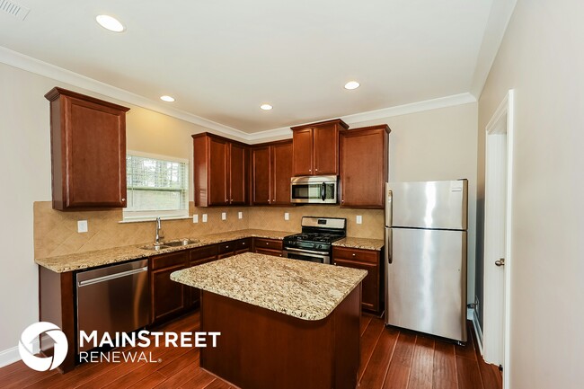 Building Photo - 315 Alamosa Path SW