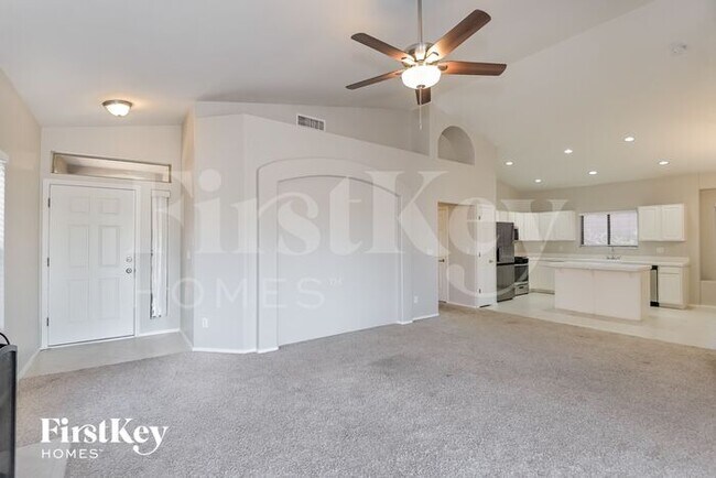 Foto del edificio - 3331 N Diamond Butte Way