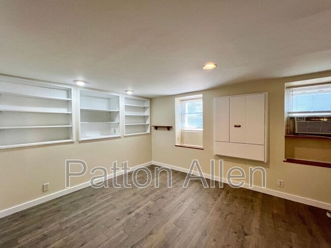 Foto del edificio - 29 Parkman Ave