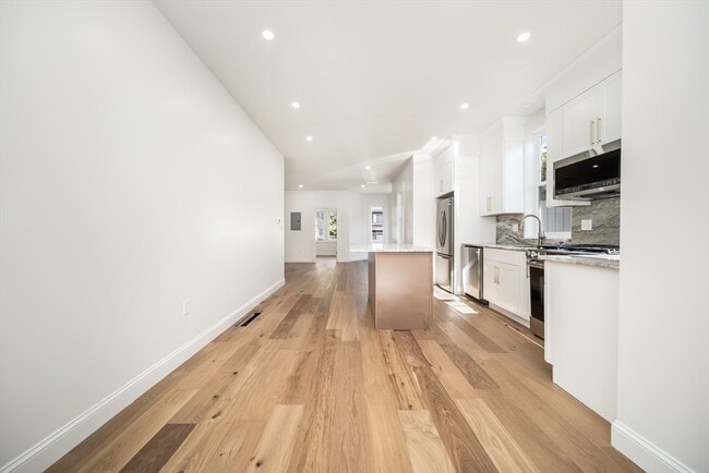 Foto del edificio - 9 Knollin St