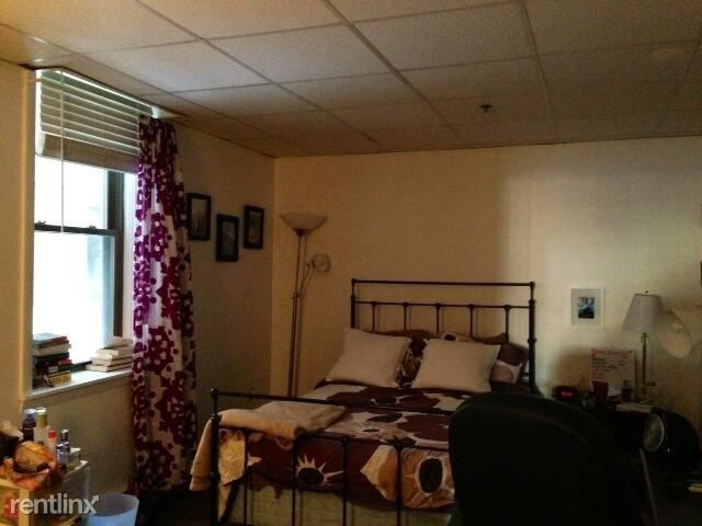 Foto del edificio - 2 br, 1 bath  - 81 Park Dr # Cdr