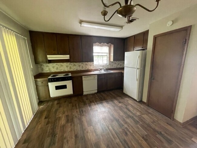 Foto del edificio - Townhome near Conservation set asside,