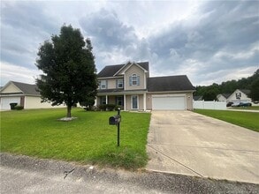 Building Photo - 223 Lochwood Dr
