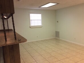 Building Photo - 6150 Anno Ave