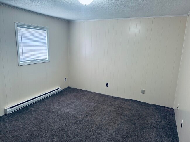 Foto del edificio - 3990 Bradford Ct