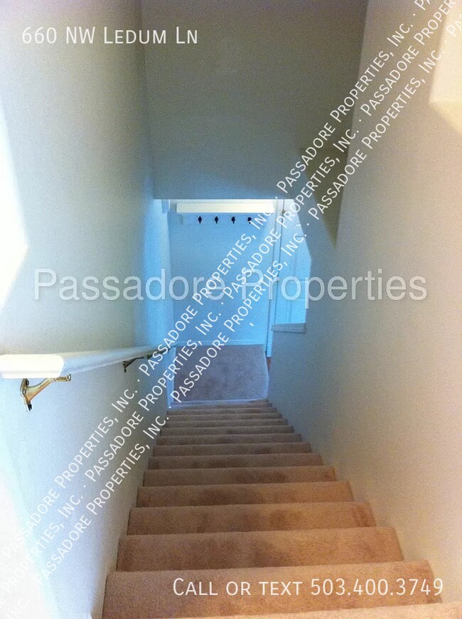 Foto del edificio - 660 NW Ledum Ln