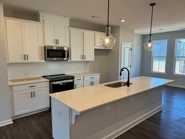 Building Photo - 817 Cameron Trl