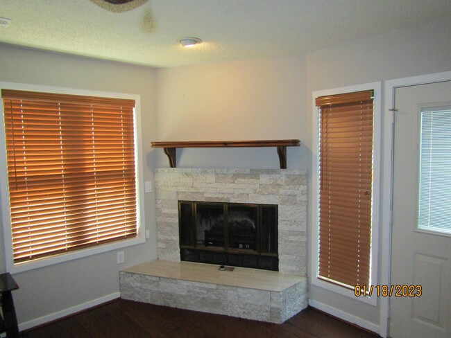 Building Photo - 2270 Vereen Cir