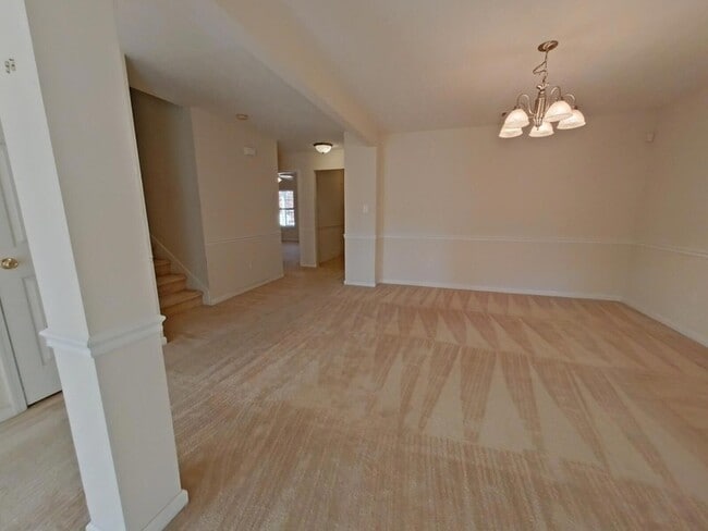 Building Photo - 113 Dozier Dr