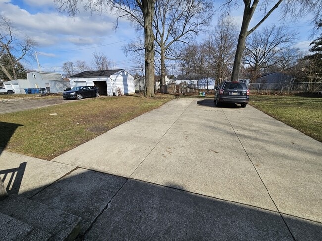 Foto del edificio - 3979 Gary Ave