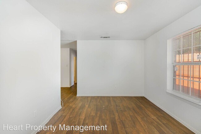 Foto del edificio - 3 br, 2 bath House - 2907 Lasalle St