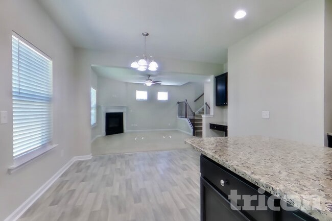 Building Photo - 228 Arbor Dr