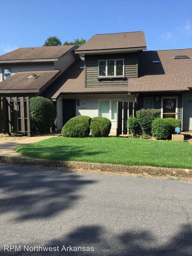 Foto del edificio - 2 br, 1.5 bath House - 33 Fairway Drive