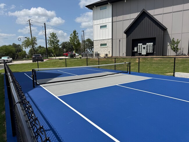 Pickleball Court - Istana At Wurzbach