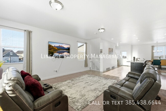 Building Photo - 10847 Big Meadow Dr