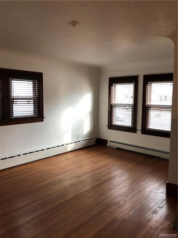 Building Photo - 507 Curry Ave
