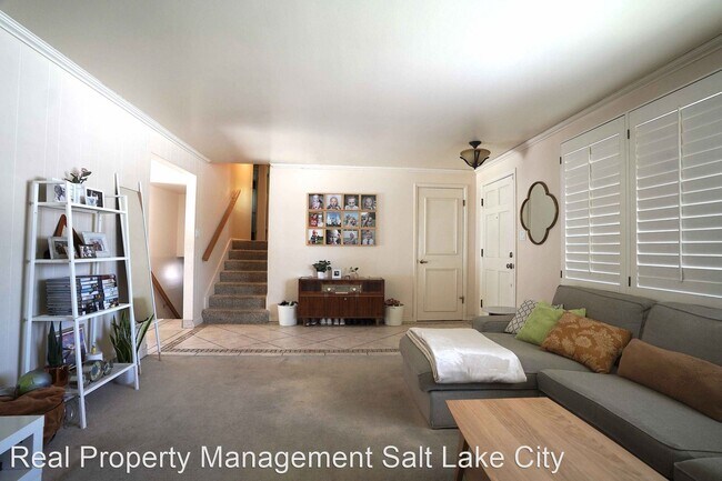 Foto del edificio - 4 br, 3 bath House - 4585 S 2770 E