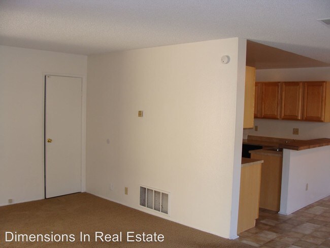 Foto del edificio - 3 br, 2 bath House - 6867 Bear River Row #4