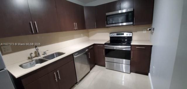 Foto del edificio - 8251 NW 8th St