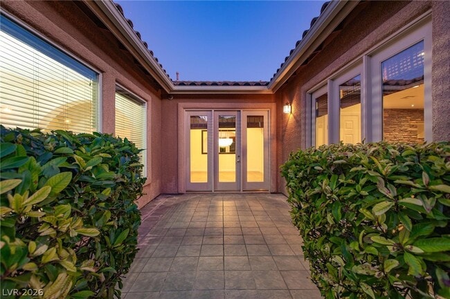 Building Photo - 11425 Rancho Portena Ave