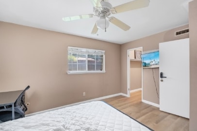 Foto del edificio - 3384 P Ave