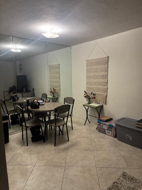 Foto principal - 3801 NE 22nd Terrace