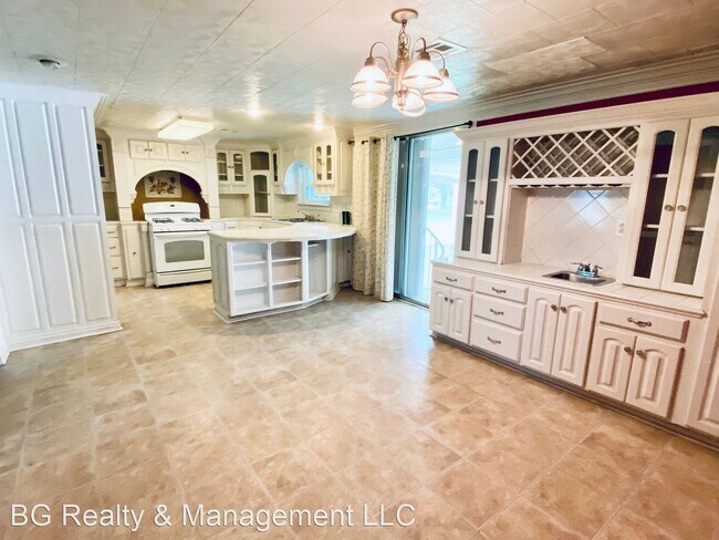 Foto del edificio - 3 br, 2 bath House - 1013 Young Street