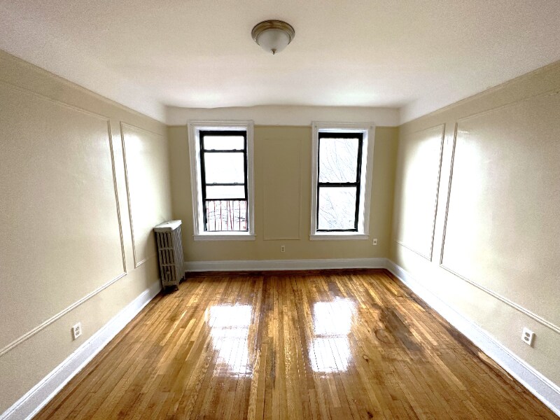 5012 46th St Queens, NY 11377 Alquileres en Queens, NY