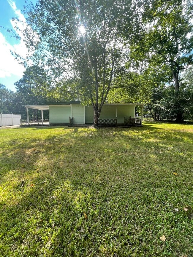 Building Photo - 3465 Dundale Rd