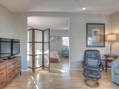 Foto del edificio - 234 Midtown Dr, 2 b