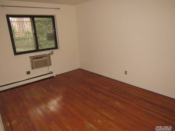 Building Photo - 112-15 75th Ave